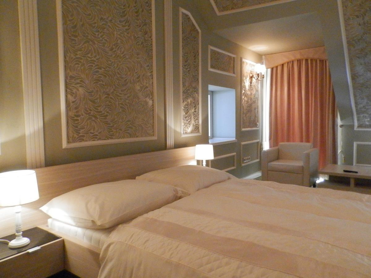 Nagyret Panzio Eger Bed & Breakfast Ngoại thất bức ảnh