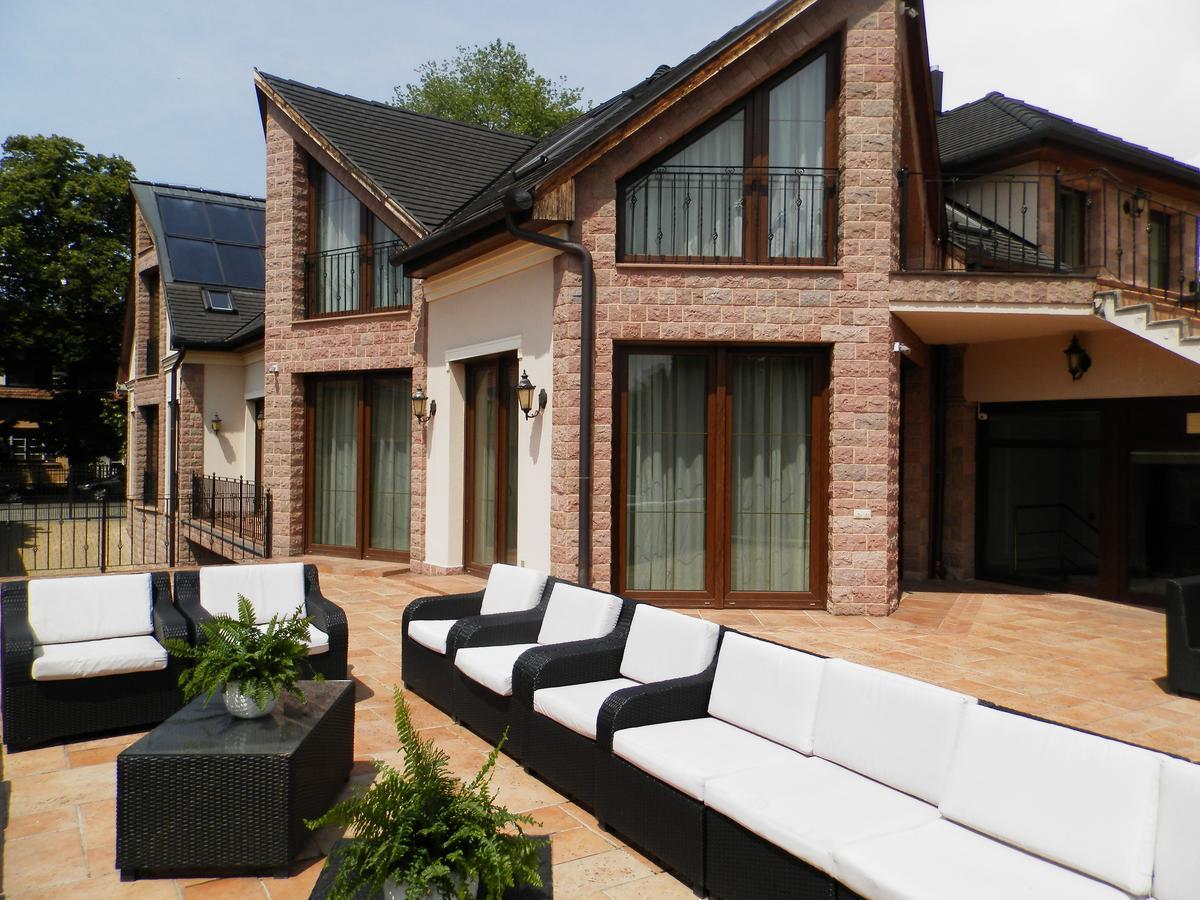 Nagyret Panzio Eger Bed & Breakfast Ngoại thất bức ảnh